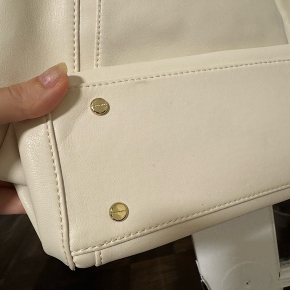 Calvin Klein Sienna Crossbody - Picture 5 of 5